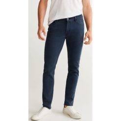 Mango Man - Jeansy Patrick. Niebieskie jeansy męskie Mango Man, z aplikacjami. Za 199,90 zł.