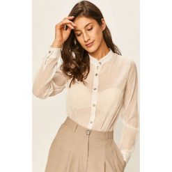 Answear - Koszula. Białe bluzki damskie ANSWEAR, s, bez wzorów, z poliesteru, eleganckie, ze stójką, z długim rękawem. W wyprzedaży za 49,90 zł.