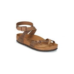 Sandały Birkenstock YARA. Pomarańczowe sandały damskie marki Birkenstock, bez wzorów, bez obcasa, bez zapięcia. Za 419,00 zł.