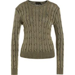 Polo Ralph Lauren JULIANNA Sweter olive. Zielone swetry klasyczne damskie marki Polo Ralph Lauren, xs, z bawełny. Za 589,00 zł.