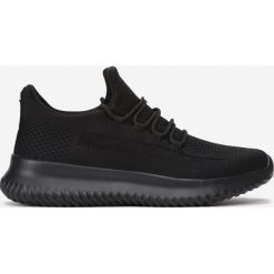 Czarne Buty Sportowe Iselle. Czarne buty sportowe męskie Born2be, bez zapięcia. W wyprzedaży za 109,99 zł.