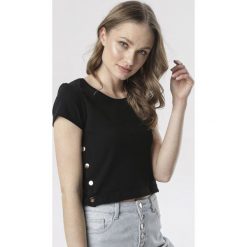 Czarny T-shirt Kalimene. Czarne bluzki damskie Born2be, s, bez wzorów, z dzianiny, z okrągłym kołnierzem, z krótkim rękawem. Za 39,99 zł.