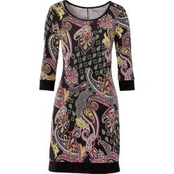 Sukienka shirtowa z nadrukiem bonprix czarny z nadrukiem. Czarne sukienki balowe marki bonprix, z nadrukiem, z okrągłym kołnierzem. Za 54,99 zł.