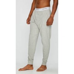 Calvin Klein Underwear - Spodnie piżamowe. Szare piżamy męskie marki Calvin Klein Underwear, s, z elastanu. Za 179,90 zł.