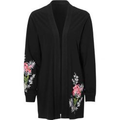 Cellbes Kimono czarny w kwiaty female czarny/ze wzorem 50/52. Czarne szlafroki damskie Cellbes, z nadrukiem, bez rękawów, bez kaptura. Za 149,00 zł.