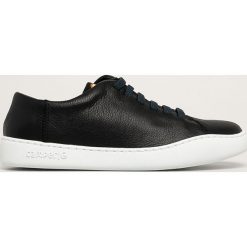 Camper - Buty skórzane Peu Touring. Czarne sneakersy męskie Camper, z okrągłym noskiem, na sznurówki. Za 459,90 zł.