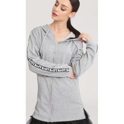 Jasnoszara Bluza Even-steven. Szare bluzy sportowe damskie other, l. Za 59,99 zł.