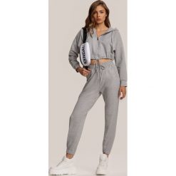 Szara Bluza Aezona. Szare bluzy damskie Renee, s, bez wzorów, bez rękawów, bez kaptura. Za 119,99 zł.