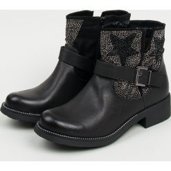 ROCKOWE BOTKI. Czarne botki damskie marki KYLIE, z jeansu. Za 99,00 zł.