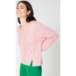 Swetry klasyczne damskie: Baum und Pferdgarten Sweter Coralie – Pink