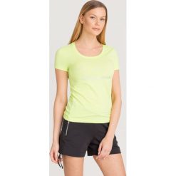 T-SHIRT EA7 Emporio Armani. Szare t-shirty damskie EA7 Emporio Armani, xs, z nadrukiem, z elastanu, z okrągłym kołnierzem. Za 170,00 zł.