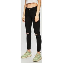 Tally Weijl - Jeansy. Czarne jeansy damskie TALLY WEIJL, bez wzorów, z elastanu. W wyprzedaży za 99,90 zł.
