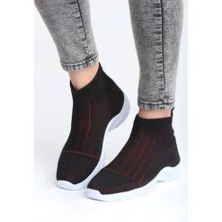 Czarno-Czerwone Sneakersy Pay Attention. Czarne buty sportowe damskie Born2be, sportowe. Za 79,99 zł.