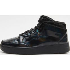 Sneakersy za kostkę - Czarny. Czarne sneakersy damskie Cropp. W wyprzedaży za 59,99 zł.