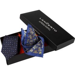 Zestaw Krawat plus Poszetka. Niebieskie poszetki męskie LANCERTO, bez wzorów, z jedwabiu, eleganckie. Za 199,90 zł.
