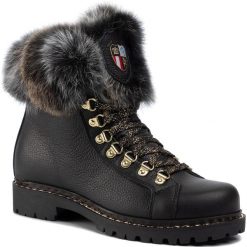 Trapery NEW ITALIA SHOES - 2015435A/12 Black. Czarne trapery damskie New Italia Shoes, ze skóry, klasyczne, bez obcasa, bez zapięcia. W wyprzedaży za 789,00 zł.