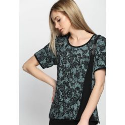 Zielona Bluzka Good Zinging. Zielone bluzki damskie Born2be, l. Za 14,99 zł.
