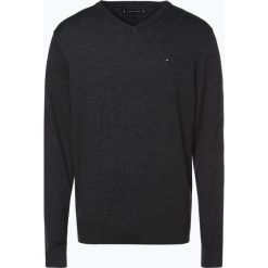 Tommy Hilfiger - Sweter męski, szary. Szare swetry męskie marki TOMMY HILFIGER, xl, bez wzorów, z dzianiny, eleganckie, z dekoltem w serek, bez kaptura. Za 279,95 zł.