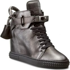 Sneakersy CARINII - B3767 H87-000-PSK-B88. Szare półbuty damskie Carinii, bez wzorów, ze skóry, bez obcasa, na koturnie, bez zapięcia. W wyprzedaży za 209,00 zł.