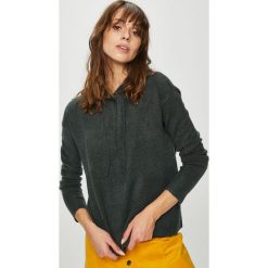 Review - Sweter. Zielone swetry klasyczne damskie marki Review, s, z elastanu, z kapturem. W wyprzedaży za 79,90 zł.