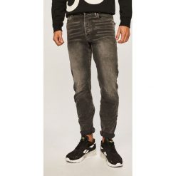 G-Star Raw - Jeansy Tobog. Szare jeansy męskie G-Star RAW, bez wzorów, retro. Za 699,90 zł.