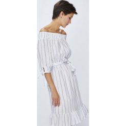 Haily's - Sukienka. Białe sukienki damskie rozkloszowane marki Haily's, na co dzień, s, z elastanu, casualowe, mini. W wyprzedaży za 79,90 zł.