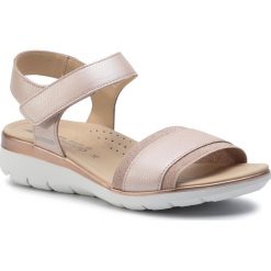 Sandały MEPHISTO - Konie K4522 Nude. Różowe klapki damskie Mephisto, bez wzorów, ze skóry, bez obcasa, na obcasie. W wyprzedaży za 479,00 zł.