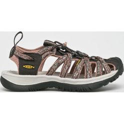 Keen - Sandały Whisper. Różowe sandały damskie Keen, bez wzorów, z gumy, sportowe, z okrągłym noskiem, bez obcasa, bez zapięcia, outdoorowe. Za 379,90 zł.