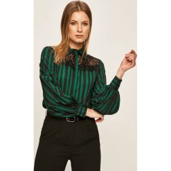 Liu Jo - Koszula. Białe bluzki damskie Liu Jo, na co dzień, w paski, z elastanu, klasyczne, z włoskim kołnierzykiem, z długim rękawem. W wyprzedaży za 429,90 zł.