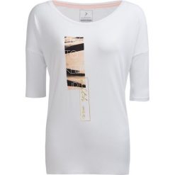 T-shirt damski TSD609 - biały - Outhorn. Białe koszulki damskie Outhorn, z nadrukiem, z poliesteru. W wyprzedaży za 29,99 zł.
