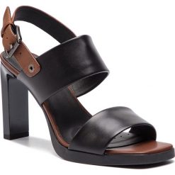 Sandały GEOX - D Jenieve A D92CDA 00043 C0111 Black/Brown. Czarne klapki damskie Geox, bez wzorów, ze skóry ekologicznej, bez obcasa, na obcasie. W wyprzedaży za 349,00 zł.