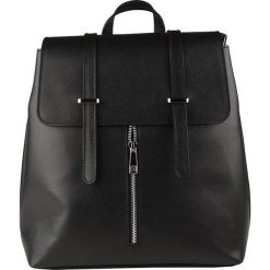 Plecaki damskie: Skórzany plecak w kolorze czarnym – 31 x 27 x 12 cm