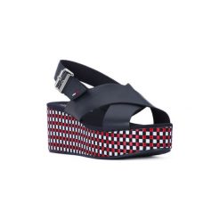 Sandały Tommy Hilfiger 403 FLAT SANDAL. Niebieskie rzymianki damskie TOMMY HILFIGER. Za 333,38 zł.