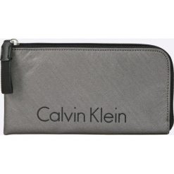 Portfele damskie: Calvin Klein Jeans – Portfel City Nylon Pouch