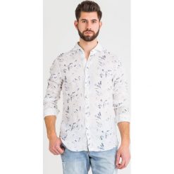 KOSZULA Joop! Jeans. Białe koszule męskie JOOP! Jeans, s, bez wzorów, z jeansu, eleganckie, bez kołnierzyka, bez rękawów. Za 369,00 zł.