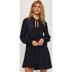 Sportmax Code - Sukienka. Niebieskie sukienki damskie Sportmax Code, na co dzień, bez wzorów, z jedwabiu, casualowe, bez kołnierzyka, z długim rękawem, długie, mini, proste. Za 1549,00 zł.
