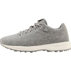 Dachstein Obuwie hikingowe grey. Szare buty sportowe damskie marki Dachstein, z materiału, outdoorowe. W wyprzedaży za 391,30 zł.