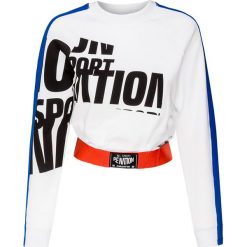 Bluza P.E NATION BICENTENARY. Białe bluzy damskie z nadrukiem, z bawełny. W wyprzedaży za 637,00 zł.