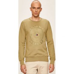 Tommy Hilfiger - Bluza. Niebieskie bluzy męskie TOMMY HILFIGER, s, z aplikacjami, z bawełny, z okrągłym kołnierzem, bez rękawów, bez kaptura. W wyprzedaży za 399,90 zł.