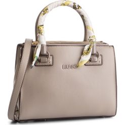 Torebka LIU JO - S Satchel Zip A19101 E0040 Corda 30403. Brązowe torebki klasyczne damskie marki Liu Jo, bez wzorów, ze skóry ekologicznej, eleganckie, na ramię, bez dodatków. Za 649,00 zł.