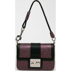 Trussardi Jeans - Torebka. Szare listonoszki damskie Trussardi Jeans, w paski, z poliesteru, na ramię, małe, bez dodatków. W wyprzedaży za 299,90 zł.