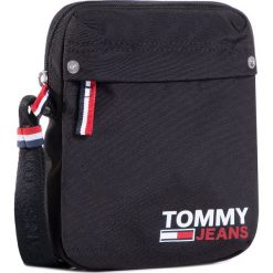 Saszetka TOMMY JEANS - Campus Boy Reporter AM0AM06428 BDS. Czarne torby męskie skórzane Tommy Jeans, bez wzorów, z jeansu, młodzieżowe. Za 229,00 zł.