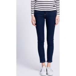 Pepe Jeans - Jeansy Cher. Niebieskie jeansy damskie marki Pepe Jeans, z obniżonym stanem. W wyprzedaży za 269,90 zł.