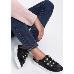 Czarne Buty Sportowe Bye Bye Love. Czarne buty sportowe damskie Renee, bez wzorów, sportowe. Za 49,99 zł.