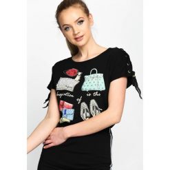 Bluzki asymetryczne: Czarny T-shirt Advance Guard