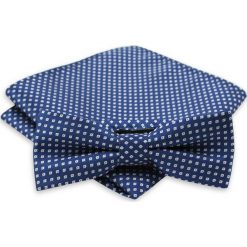Granatowa Mucha w Drobny Biały Wzór + Taka Sama Poszetka, Męska MUALTS0040. Niebieskie muszki męskie Alties, w paski, eleganckie. Za 39,00 zł.