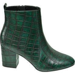 Botki damskie Catwalk zielone. Zielone botki damskie Catwalk, ze skóry, bez obcasa, na obcasie, na zamek. Za 179,90 zł.