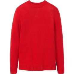 Sweter z bawełny z recyclingu Regular Fit bonprix czerwony. Czerwone swetry męskie bonprix, s, bez wzorów, z bawełny, z okrągłym kołnierzem, bez kaptura. Za 74,99 zł.