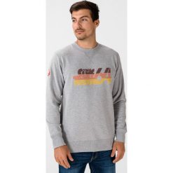 O'Neill Surf Team Bluza Szary. Szare bluzy męskie O'Neill, m, z haftami, z bawełny, bez kołnierzyka, bez rękawów, bez kaptura. Za 274,95 zł.