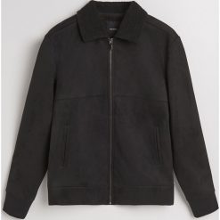 Bluza z kołnierzem - Czarny. Czarne bluzy męskie Reserved, s, bez wzorów, bez kołnierzyka, bez rękawów, bez kaptura. Za 139,99 zł.